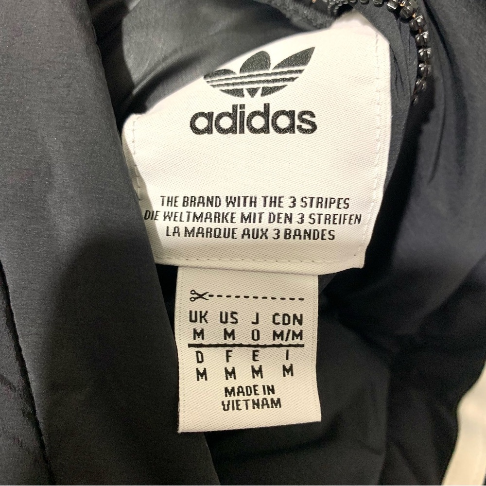 adidas Black Puffer Jacket - Picture 5 of 15